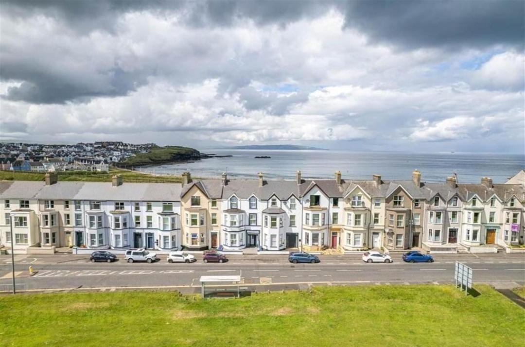 1 Dunluce Green - Portrush By The Sea Ngoại thất bức ảnh